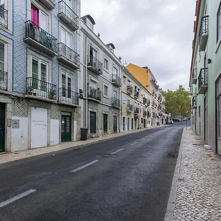 Lovely Patio Getaway In