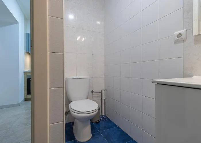 Lovely Patio Getaway In Apartament *