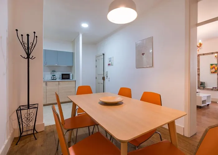 Apartament Lovely Patio Getaway In