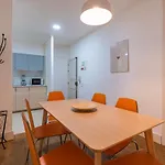 Apartament Lovely Patio Getaway In