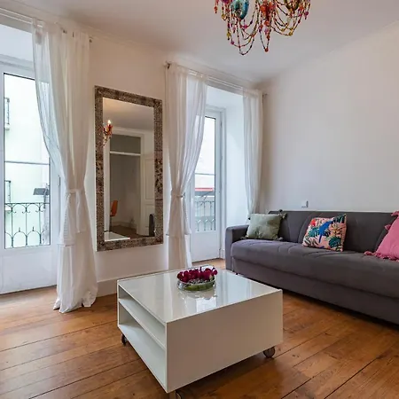 Lovely Patio Getaway In Appartement