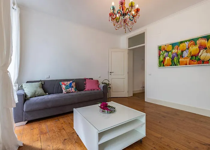 Lovely Patio Getaway In * Lisboa