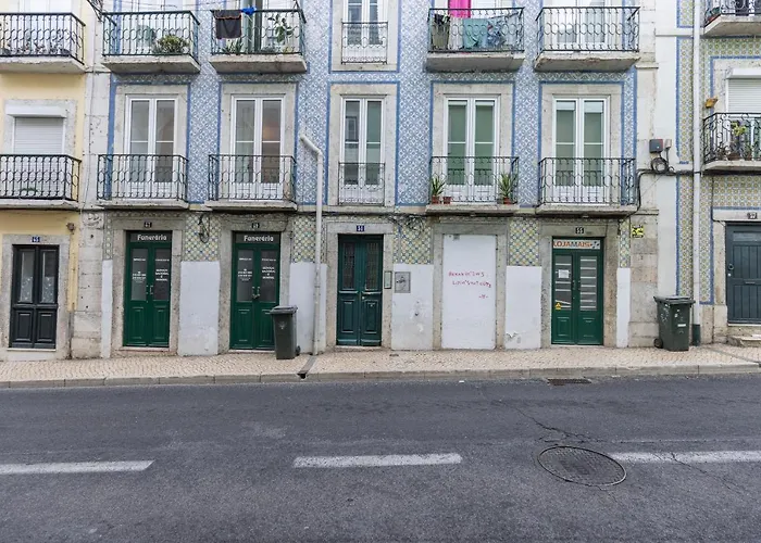 Lovely Patio Getaway In Appartement